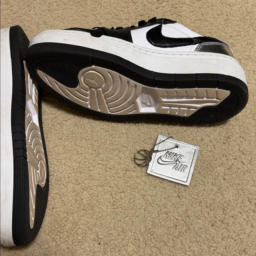 Nike Air Jordan 1 elevate - Picture 2 of 5